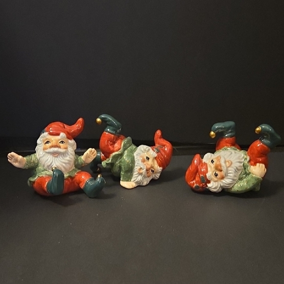Fitz and Floyd Festive Elf Figurines - Red and Green - Picture 3 of 13